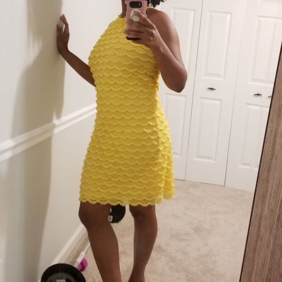 ☀️ Yellow max studio dress - Picture 2 of 7